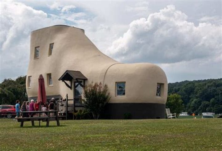 Haines Shoe House
